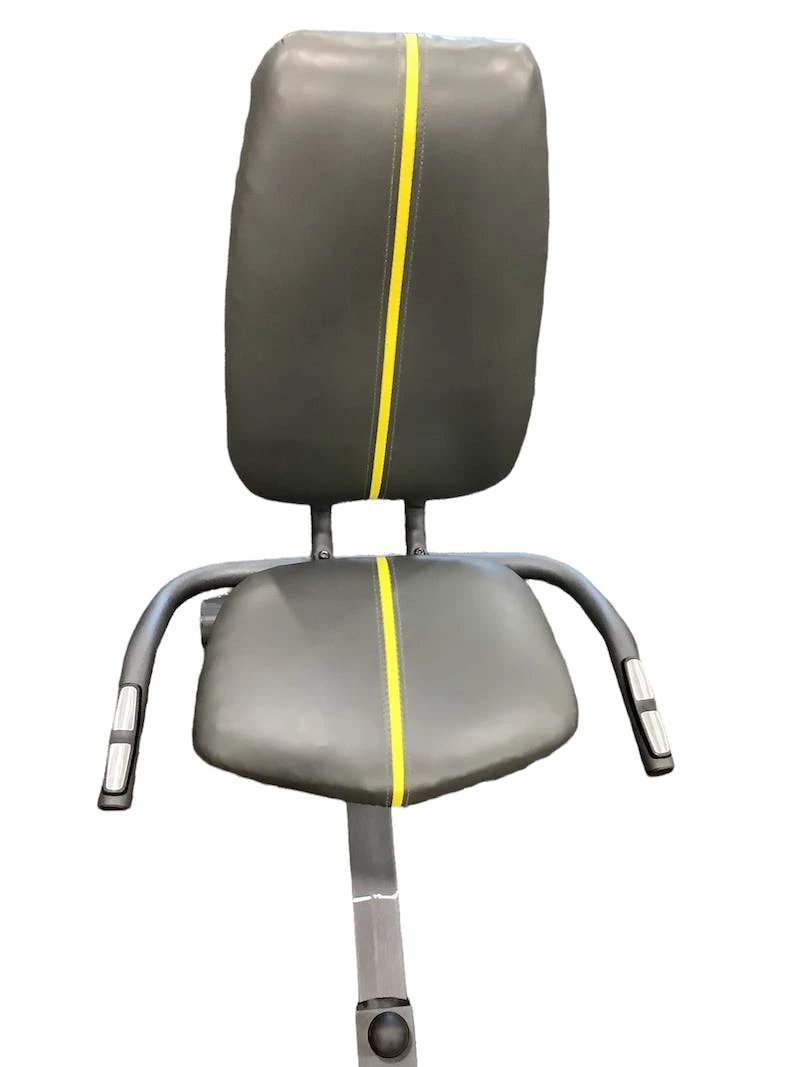 Best Price - Used Golds Gym 390R Magnet Stationary Bikes Exercise And Fitness - Image 3