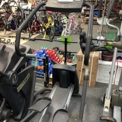 Discount - Used Precor EFX 5.21SI Ellipticals Exercise And Fitness