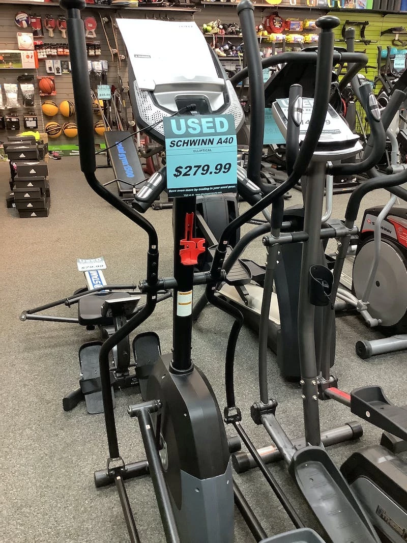 Free Shipping - Used Schwinn A40 Ellipticals Exercise And Fitness
