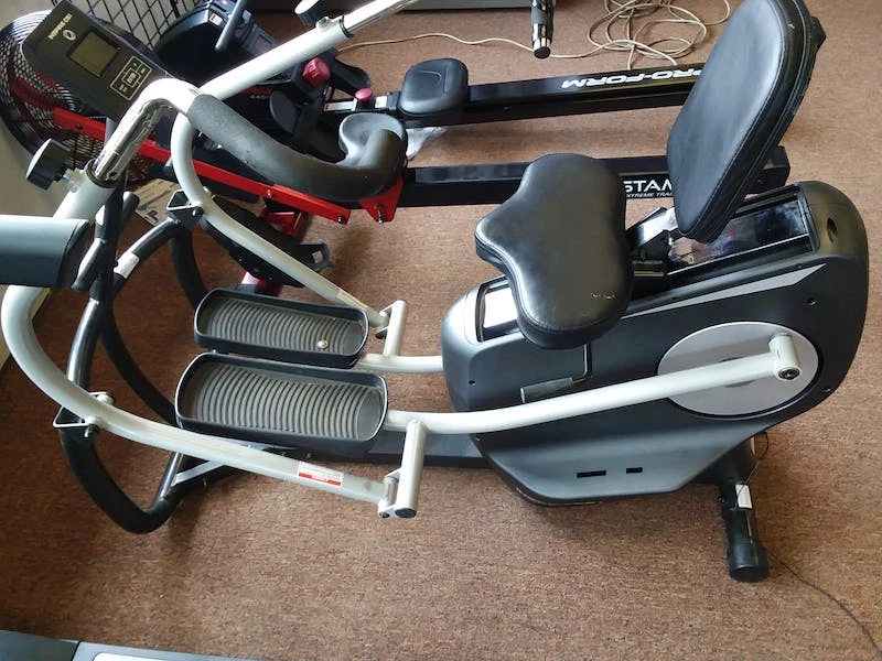 Free Shipping - *Other Brand Used CS1 Magnet Stationary Bikes Exercise & Fitness - Image 4