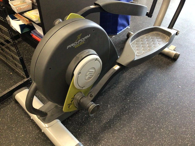 Discount - Used Proform SPACE SAVER 500 ELLIPTICAL Ellipticals Exercise & Fitness / Ellipticals - Image 2