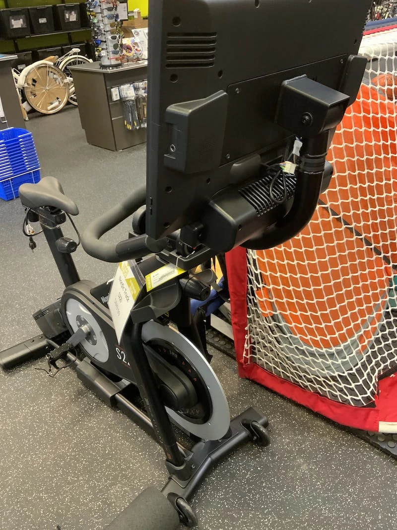 Free Shipping - Used Nordic Track 22I Magnet Stationary Bikes Exercise & Fitness - Image 3