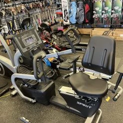 Discount - Used Spirit CRS800S Recumbent Stepper Exercise & Fitness / Stair Steppers