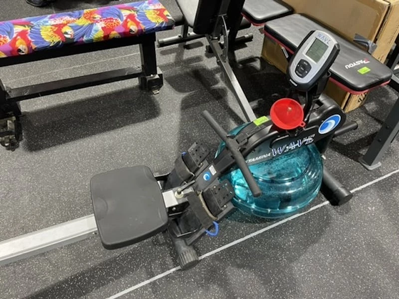 Free Shipping - Used Stamina Elite Wave Water Rower 1450 / Rowing Machine 35-1450B Exercise & Fitness