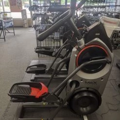Best Price - Used Bowflex MAX TRAINER M5 Ellipticals