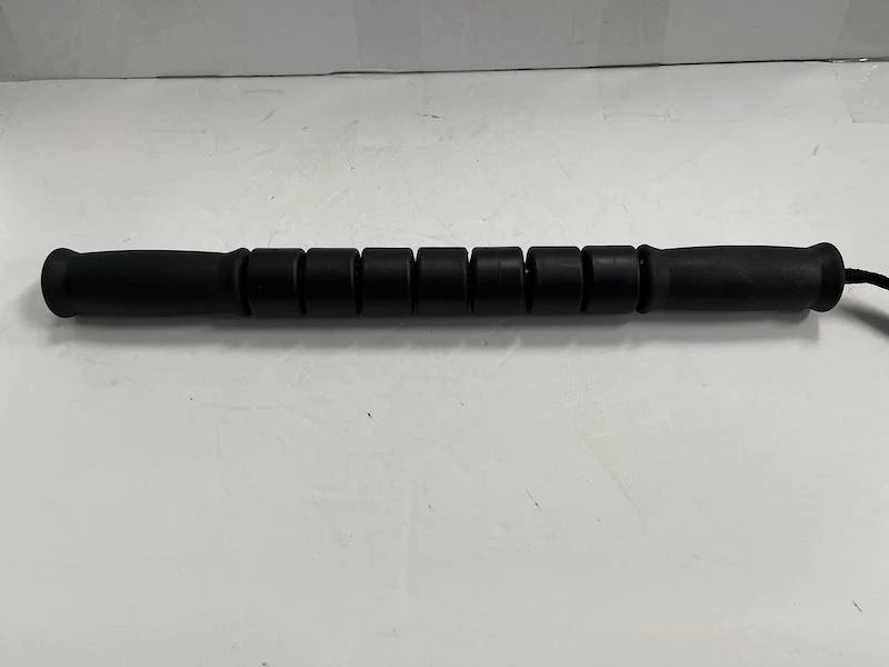 Shipping Included - Used Weider 18 IN. MUSCLE ROLLER Exercise & Fitness / Accessories Black