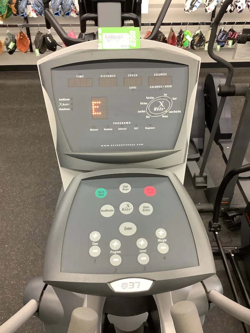 Shipping Included - Used Octane Q37 ELLIPTICAL Ellipticals Exercise & Fitness - Image 3