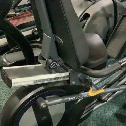 Free Shipping - Used SCT400G Ellipticals Exercise & Fitness / Ellipticals