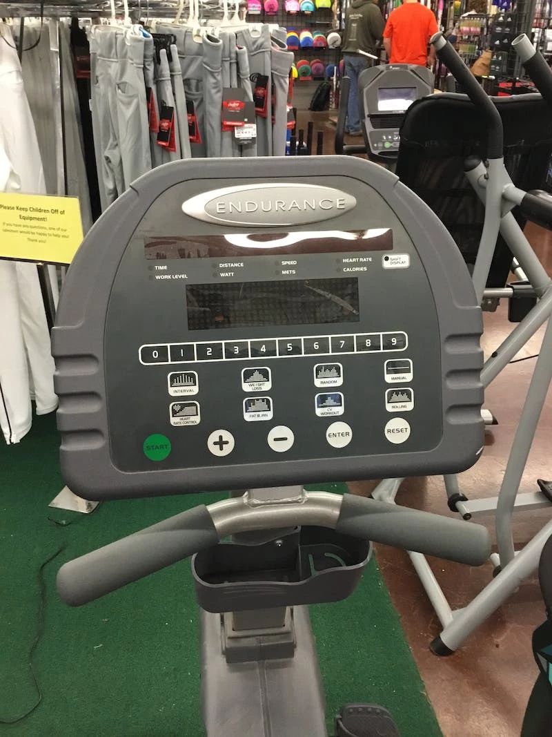 Free Shipping - Used Body Solid ENDURANCE B3R Magnet Stationary Bikes Exercise & Fitness / Stationary Bikes - Image 2