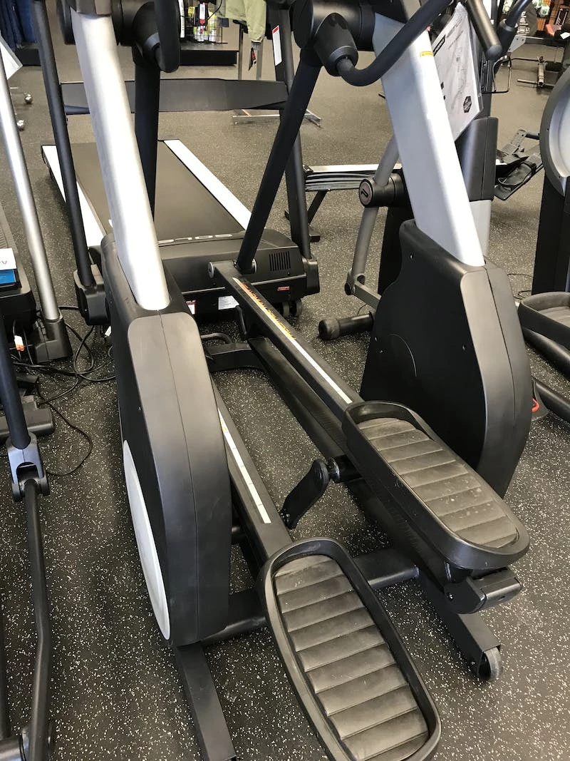 Free Shipping - Used Nordic Track FREESTRIDE TRAINER FS7I Ellipticals Exercise & Fitness / Ellipticals - Image 2