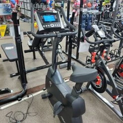 Discount - Used Life Fitness C1 UPRIGHT Magnet Stationary Bikes Exercise & Fitness