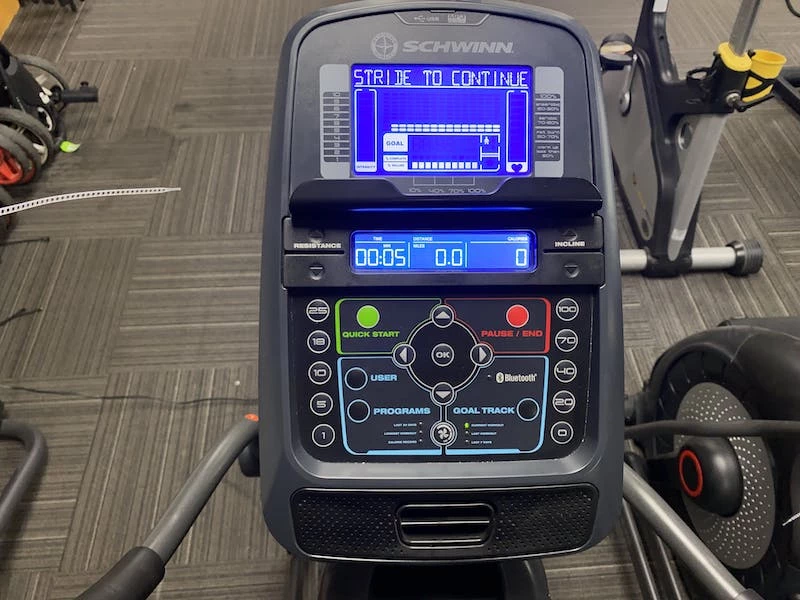 Best Price - Used Schwinn 470 Ellipticals Exercise & Fitness / Ellipticals - Image 4