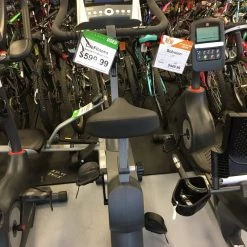 Best Price - Used Life Fitness LIFECYCLE Magnet Exercise & Fitness / Stationary Bikes
