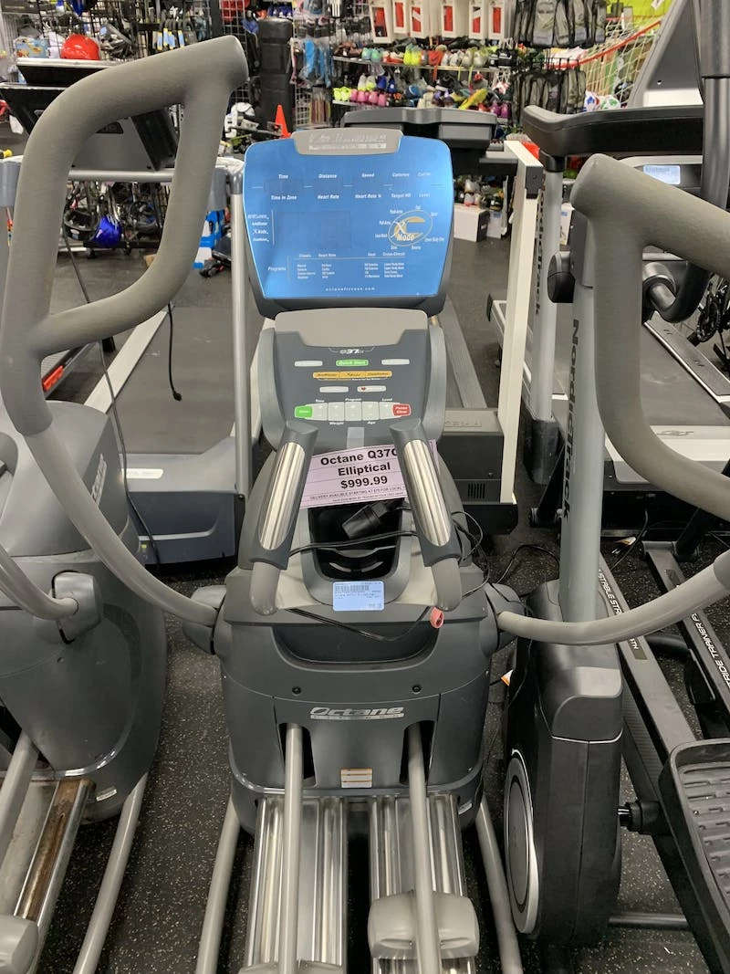 Shipping Included - Used Octane Q37CI Exercise & Fitness / Ellipticals