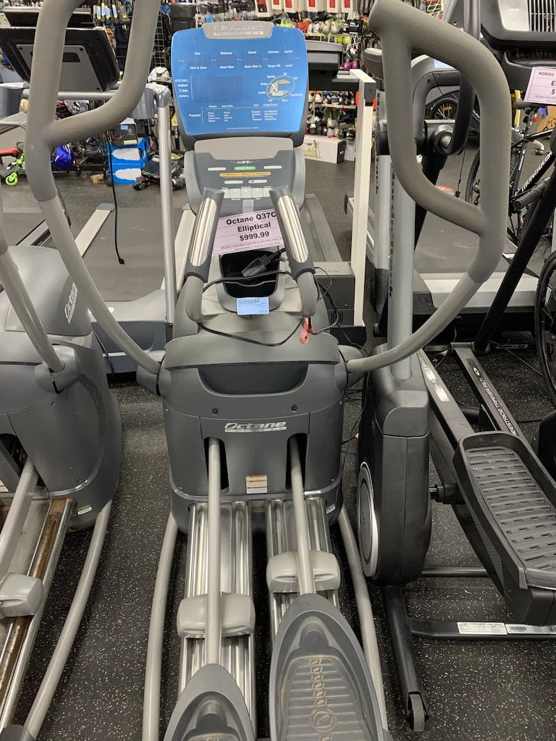 Shipping Included - Used Octane Q37CI Exercise & Fitness / Ellipticals - Image 2
