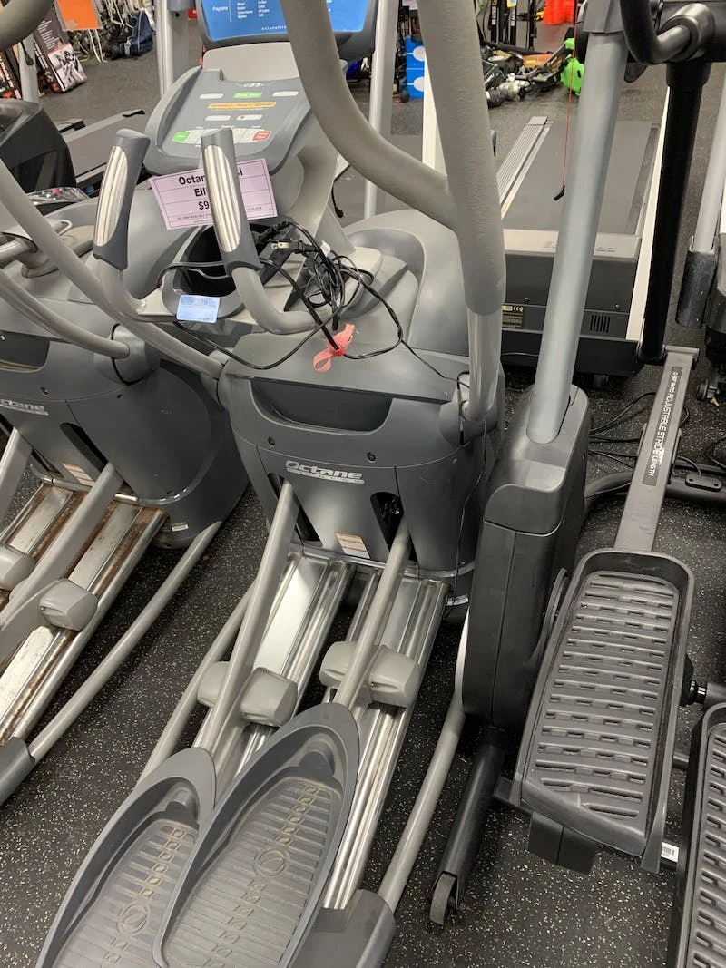 Shipping Included - Used Octane Q37CI Exercise & Fitness / Ellipticals - Image 5