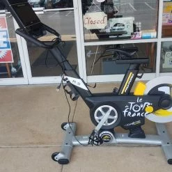Free Shipping - Used Proform LE TOUR DE FRANCE Magnet Exercise & Fitness / Stationary Bikes