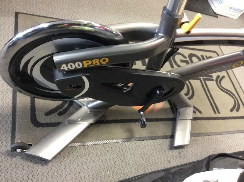 On Sale - Used Cycleops 400 PRO Fly Wheel Exercise & Fitness / Stationary Bikes - Image 3