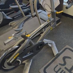 Shipping Included - Used Cycleops 400 PRO SPIN BIKE Magnet Exercise & Fitness / Stationary Bikes