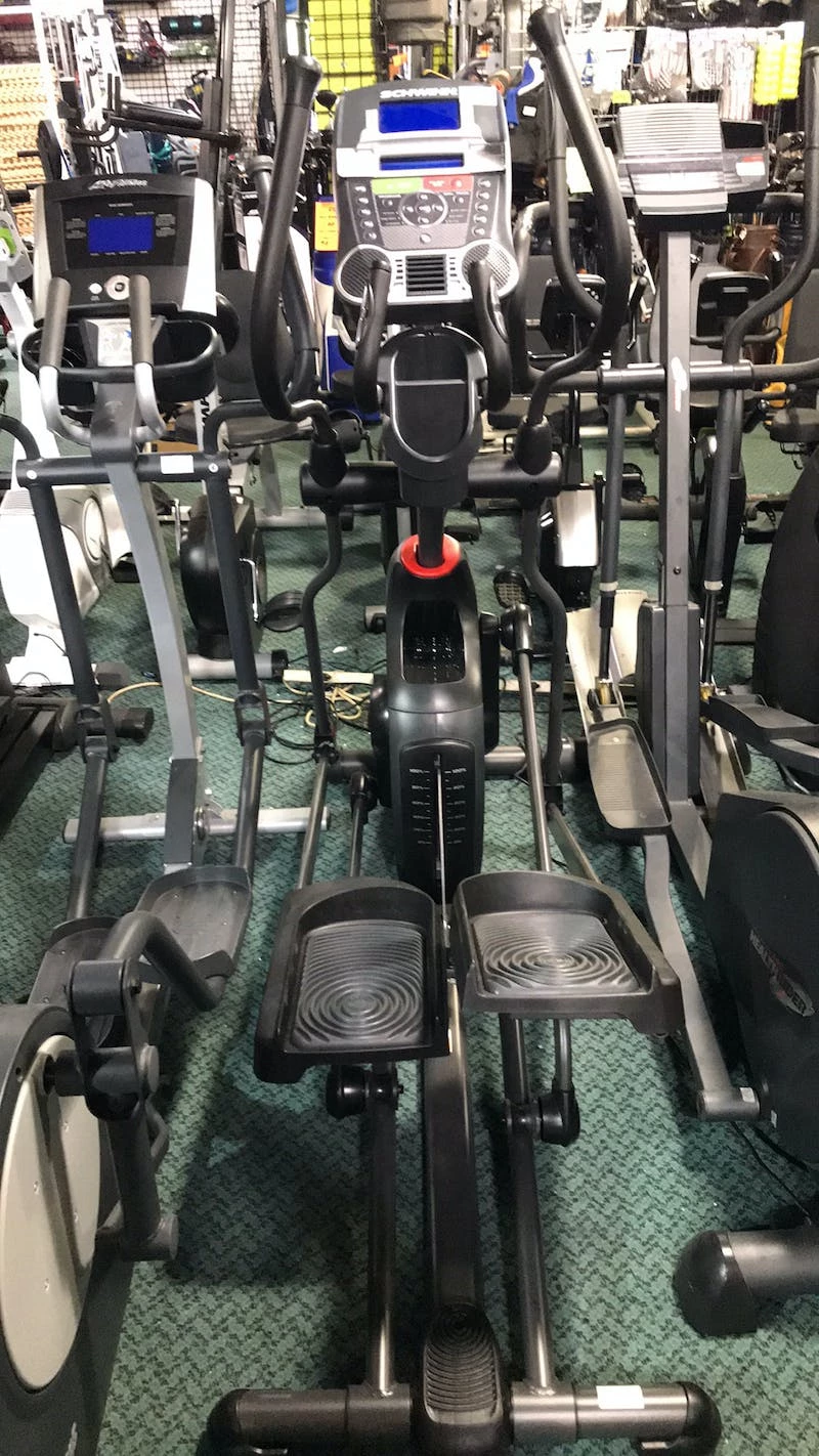 Best Price - Used Schwinn 470 Exercise & Fitness / Ellipticals
