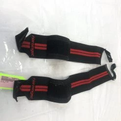 Discount - Used Harbinger Wrist Wraps Exercise & Fitness / Accessories